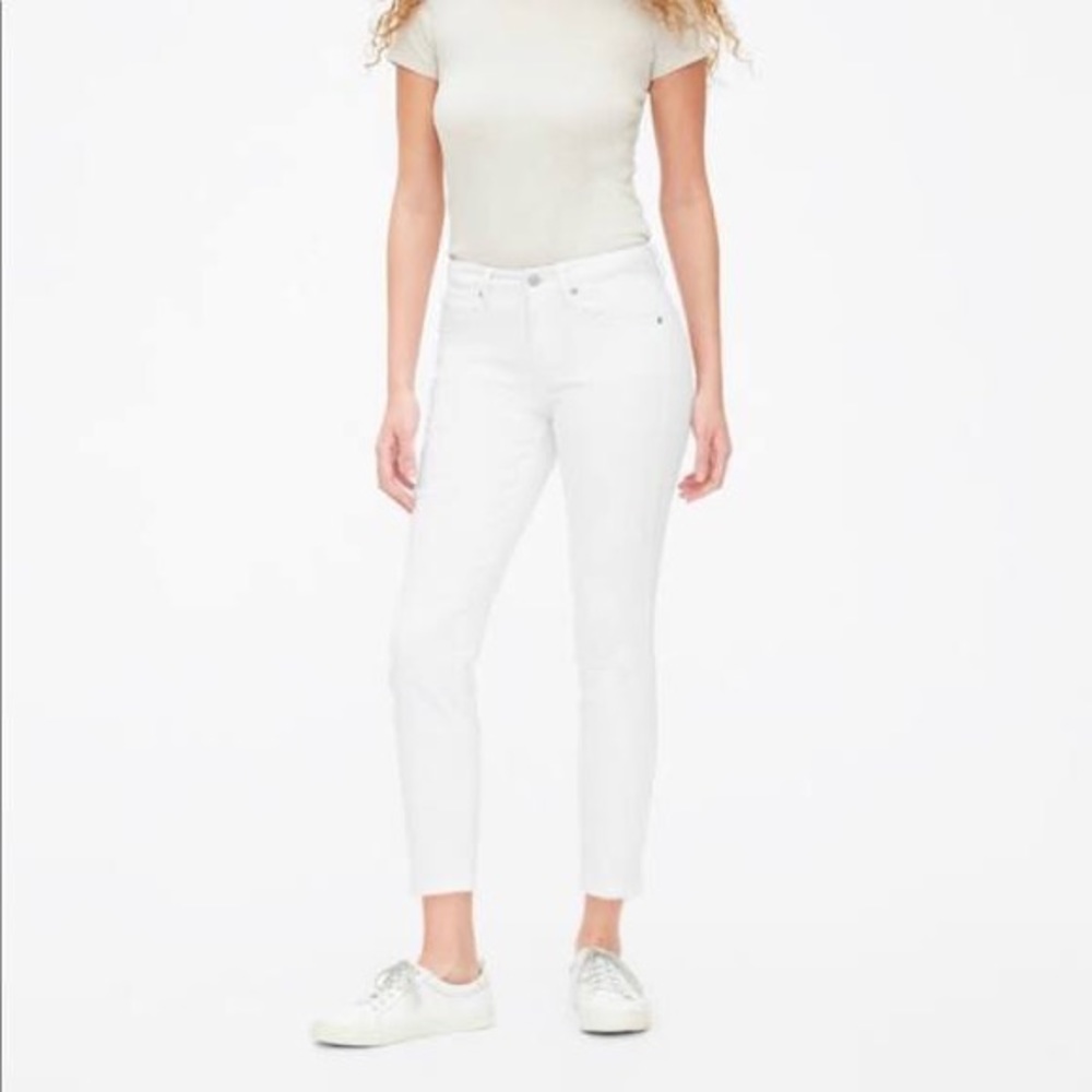 White skinny jeans!